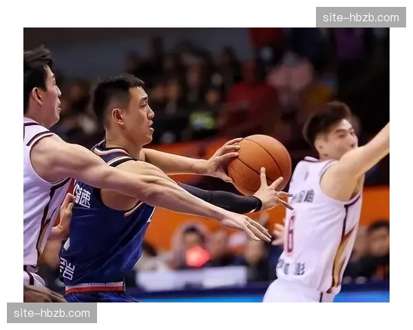 王博关键时刻切换联防 广厦有效限制对手外线投篮